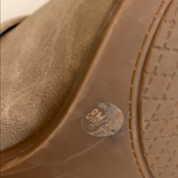 JESSICA SIMPSON  tan buckled short boots size 8. - Picture 8 of 10